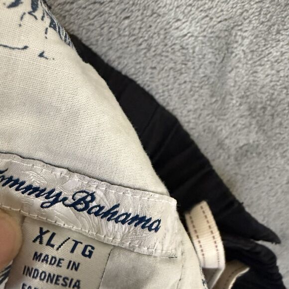 Tommy Bahama Mens XL Elastic Waist Shorts Black Beachy Drawstring Relax - Picture 3 of 8